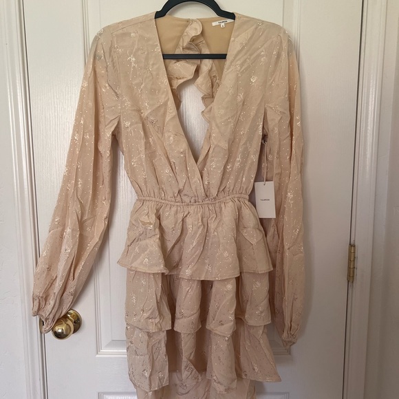 Tularosa Dresses & Skirts - Tularosa Tan Tiered Peplum Sundress